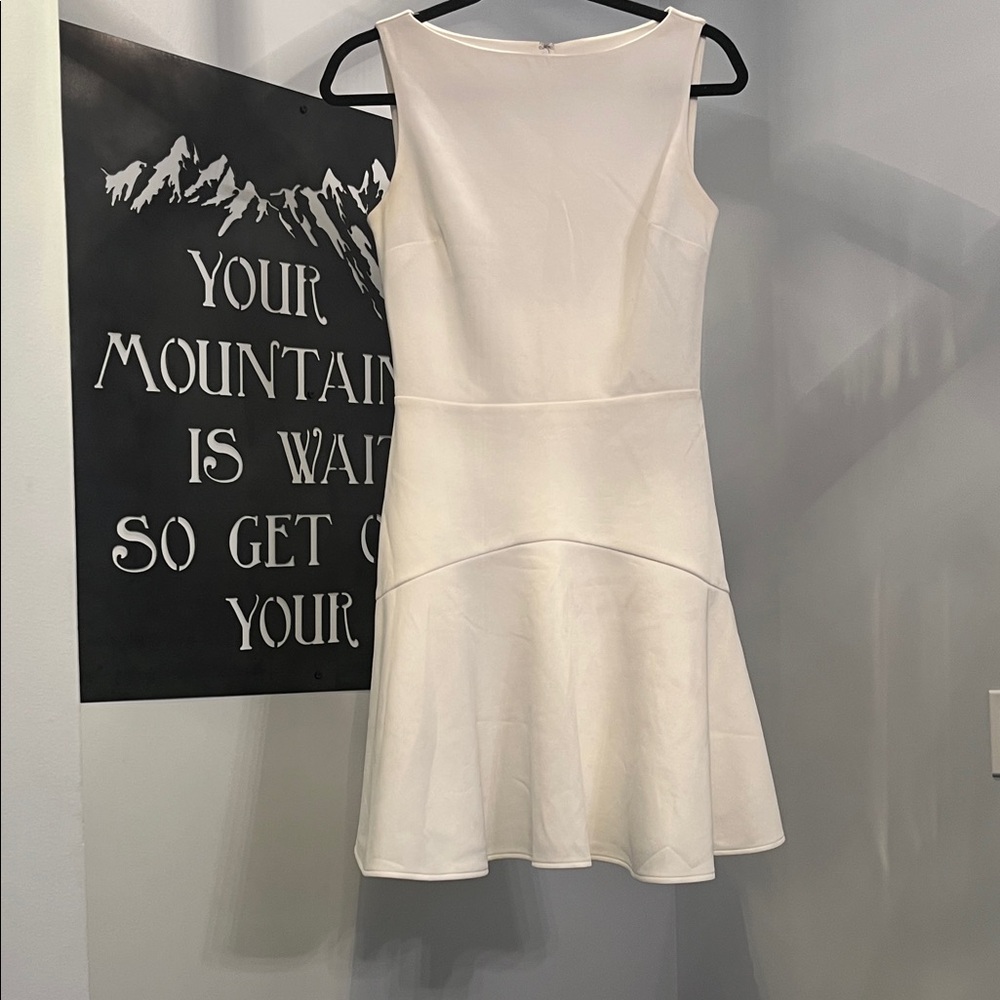 Alexa Admor White Sleeveless Fit-and-Flare Dress